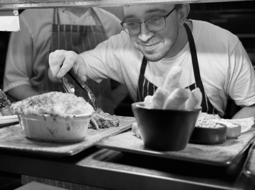 Chefs Job, hiring a chef, chef de partie, commis chef